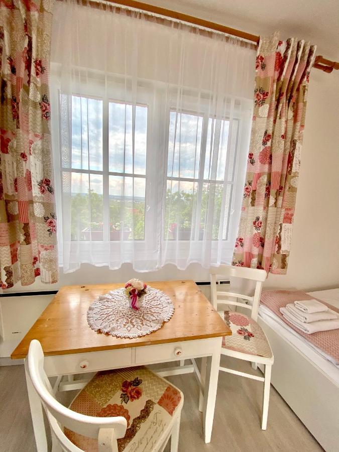 Boraszporta - Preshaz Hotell Villány Eksteriør bilde